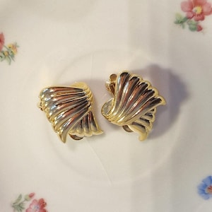 Vintage clip-on earrings