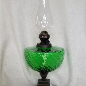 Lampada a olio vintage verde e ottone - Etsy Italia