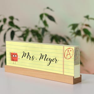 Teacher Desk Name Plate Acrylic Personalized Teacher Appreciation Back to School Classroom Desk Decor Acrylic Name Sign for Teacher