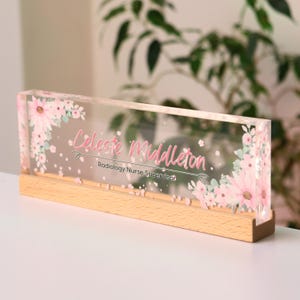 Desk Name Plate Acrylic Name Plate for Desk Personalized Custom Name Sign Floral Acrylic Plaque Girly Desk Decor Office Desk Block Custom
