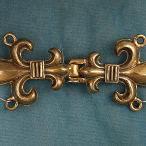 Fleur De Lis Bronze Cloak Clasp