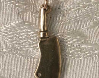 Curvaceous Cleaver Bronze Pendant Charm