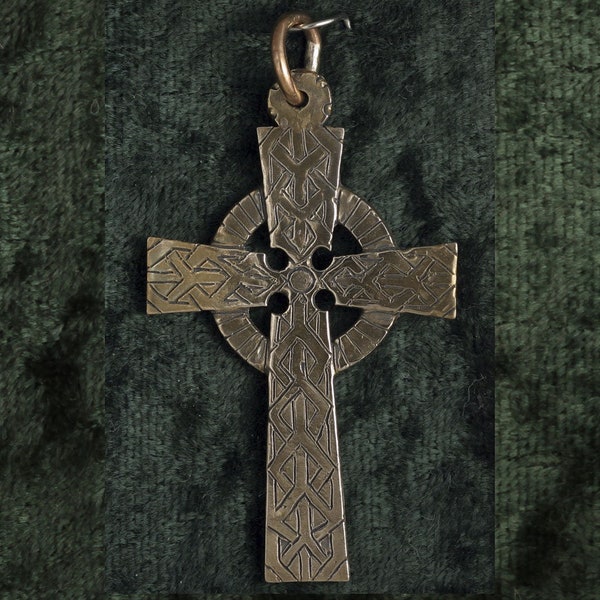 Celtic Cross Ribbon Work Bronze Pendant