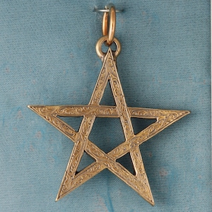 Large Victorian Star Bronze Pendant