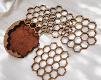 Coaster set honeycomb honeycomb, including wooden holder, gift idea bee wooden design, diameter of each coaster 12.5 cm bee