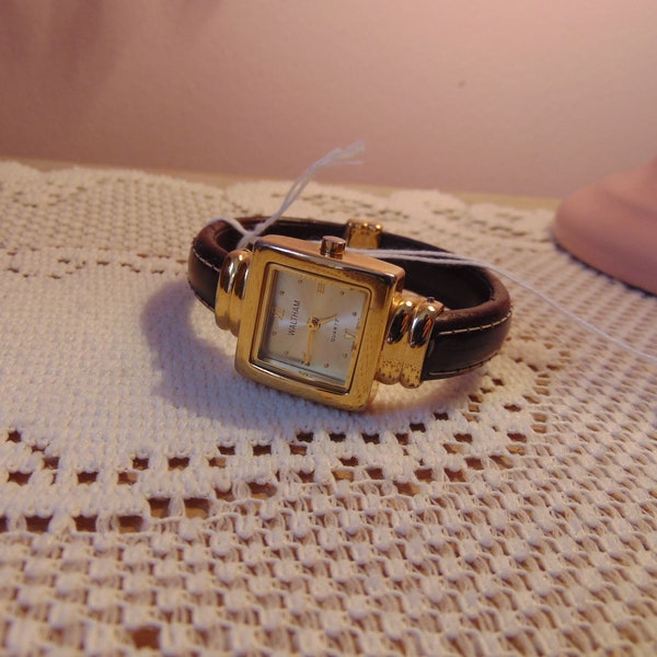 Vintage Waltham Quartz Bangle/Cuff  Analog Wrist Watch