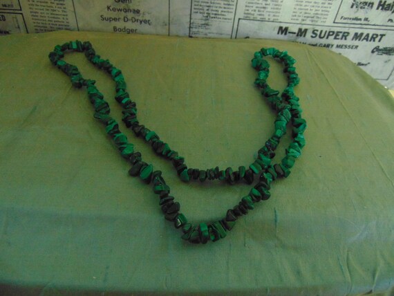 Vintage Continuous Loop Malachite Chip Bead Neckl… - image 2