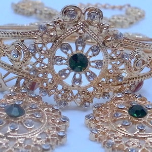 Hermosa pulsera llamativa Collar Y aretes Bling con CZ de rubí y esmeralda Boda Fiesta de graduación Iglesia imagen 2