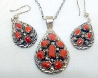 Vintage Navajo Coral Necklace AND Matching Earrings - Handmade - Sterling Silver - Signed - Dangle Earrings - Big Coral Pendant  - 16 CORALS