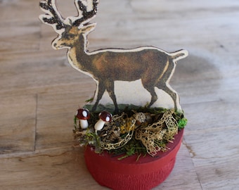 Gift Box (holiday) Deer