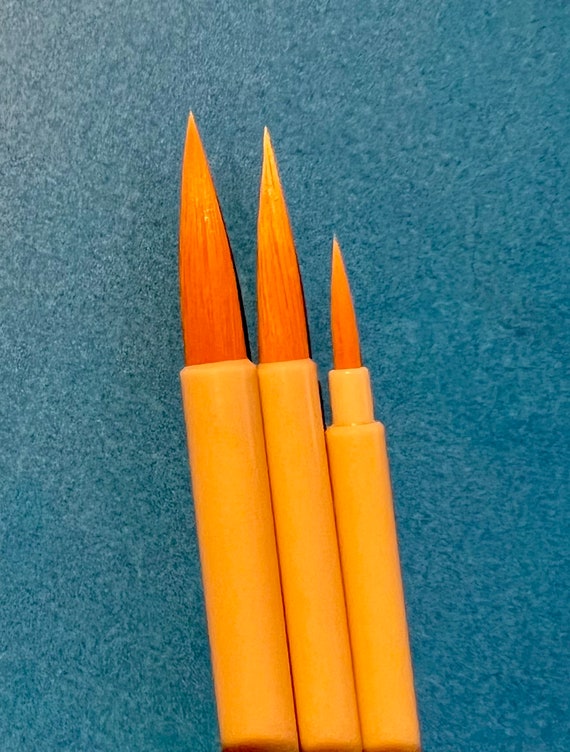 Synthetic brushes set of three