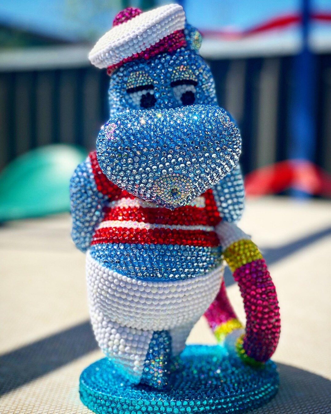 アンカーホッキング【HAPPY HOLIDAY】オーナメント　1978年 Kinder Surprise 25cm With Crystals (sailor) Happy Hippo Holidays