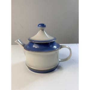 AUVERGNE by Goebel Tea Pot 7.25&quot; TALL made in Germany Vintage Blue White Modern