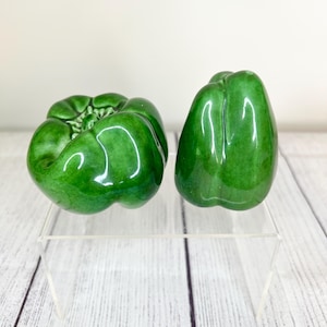 Vintage Vallona Starr Green Bell Pepper Ceramic Salt and Pepper Shakers
