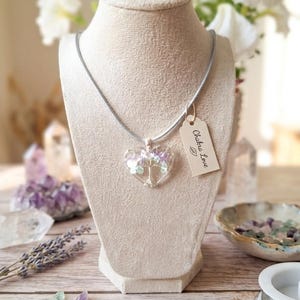 Lebensbaum Herz Kette Drahtgewickelter Herzanhänger mit Edelstein-Splittern, Fluorid , Rosenquarz Schmuck, Geschenk für Sie