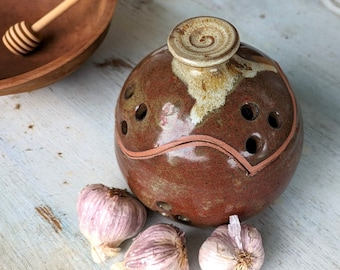 Large Garlic Keeper or Shallot Pot in Brownstone- Made to Order