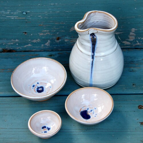 San San Kudo Sake shops Set in Shale- Made to Order