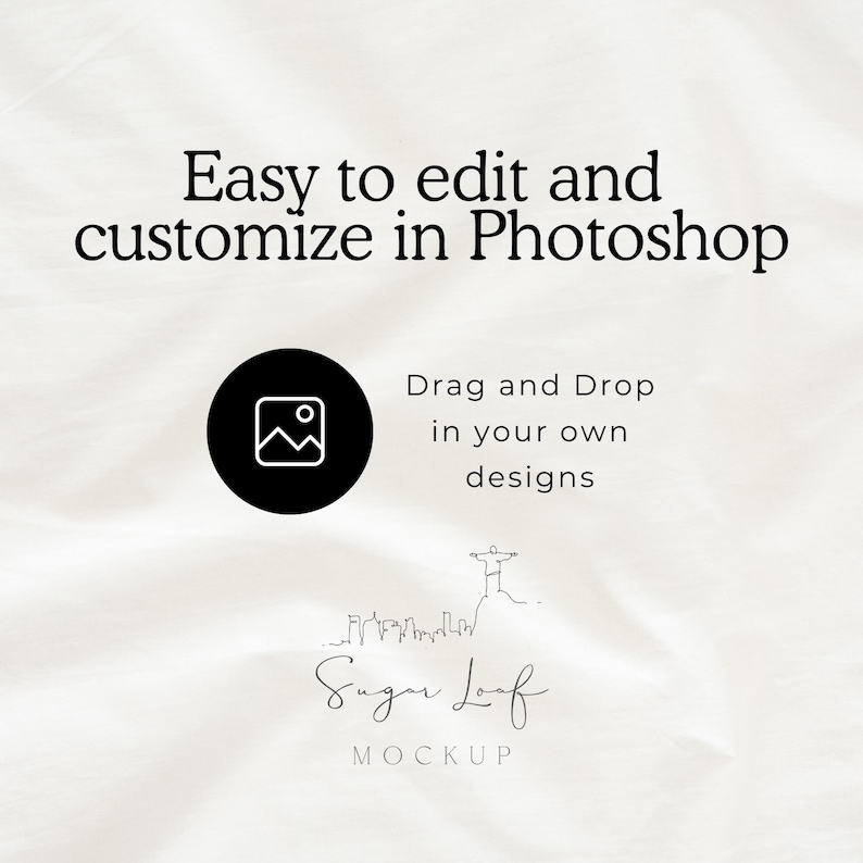 K&ouml;nnte beinhalten: Ein wei&szlig;er Mockup mit einem schwarzen Kreis, der ein Bildsymbol enth&auml;lt. Der Text "Einfach zu bearbeiten und in Photoshop anzupassen" befindet sich &uuml;ber dem Kreis. Der Text "Drag and Drop in your own designs" befindet sich rechts neben dem Kreis. Unter dem Kreis befindet sich eine Strichzeichnung des Zuckerhuts in Rio de Janeiro, Brasilien. Der Text "Sugar Loaf" ist unter dem Berg in Kursivschrift geschrieben. Der Text "MOCKUP" befindet sich unter der Kursivschrift.