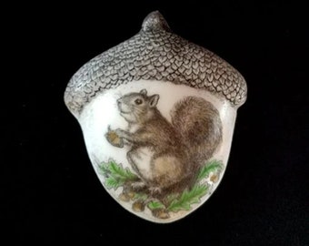 squirrel acorn pin pendant animal rodent Moosup Valley Designs