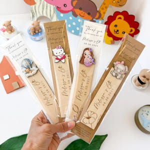 Segnalibro in legno per bambini / Bomboniera personalizzata per feste / Ricordo di compleanno personalizzato / Bomboniera per feste per bambini / Regalo di ringraziamento per il compleanno