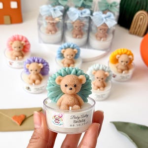 Bomboniera a forma di orsetto con candela a forma di margherita – Perfetta per baby shower, compleanno, rivelazione del sesso, regalo per feste – Disponibili nastri e colori personalizzati