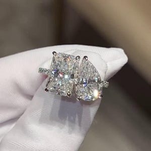 Toi et Moi Ring / 14k Solid Gold Emerald and Pear Cut Moissanite Engagement Ring / Double Stone Ring / Wedding or Anniversary Ring for Women