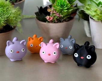 Kawaii Cat Fidget Clicker Sensory Toy for Anxiety and Focus Tool for Cat Lover Gift for ADHD Sensory Fidget Clicker for Neurodivergent