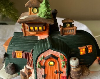Dept 56 Dickens Village Peggotty's Seaside Cottage: David Copperfield Heritage Christmas House