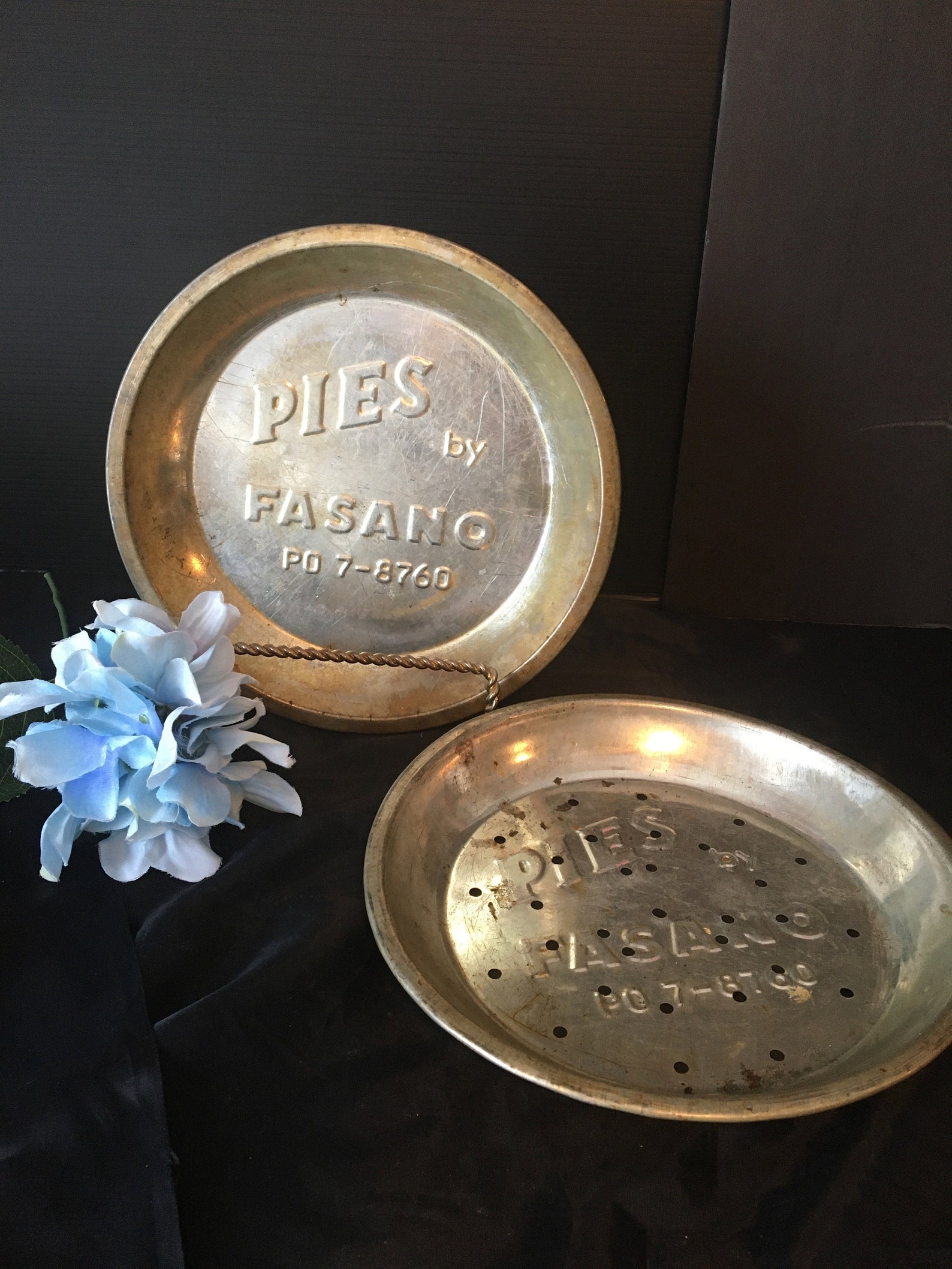 Vintage Retro Metal Aluminum Pie Tins Plates From Fasano Etsy