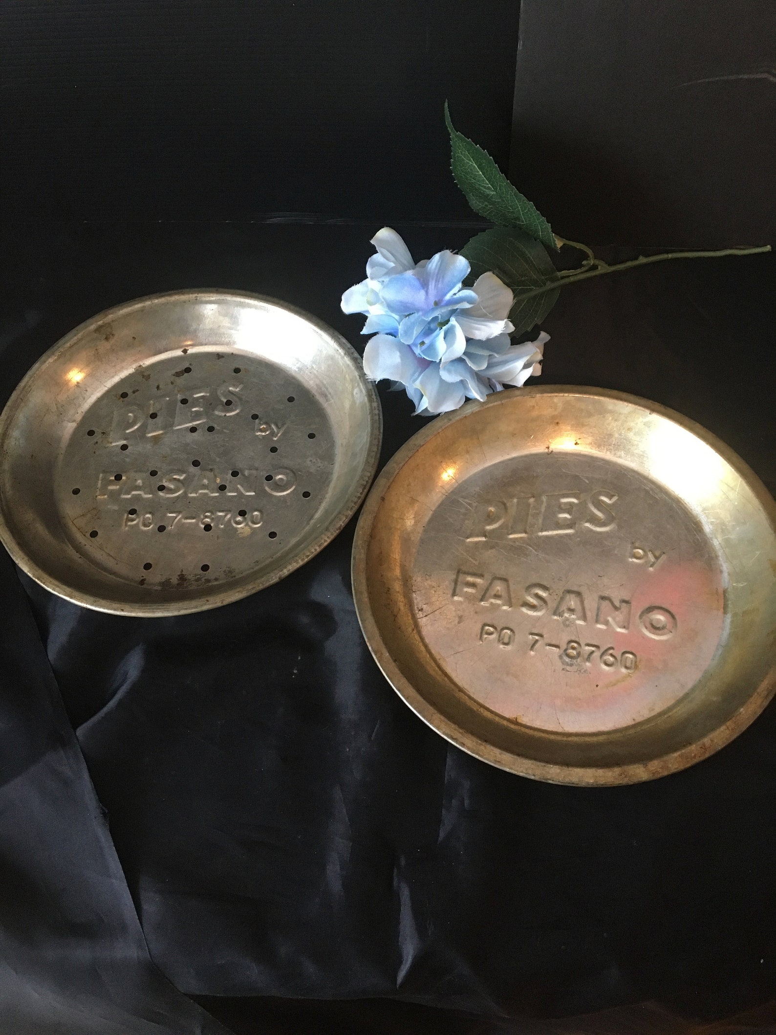 Vintage Retro Metal Aluminum Pie Tins Plates From Fasano Etsy