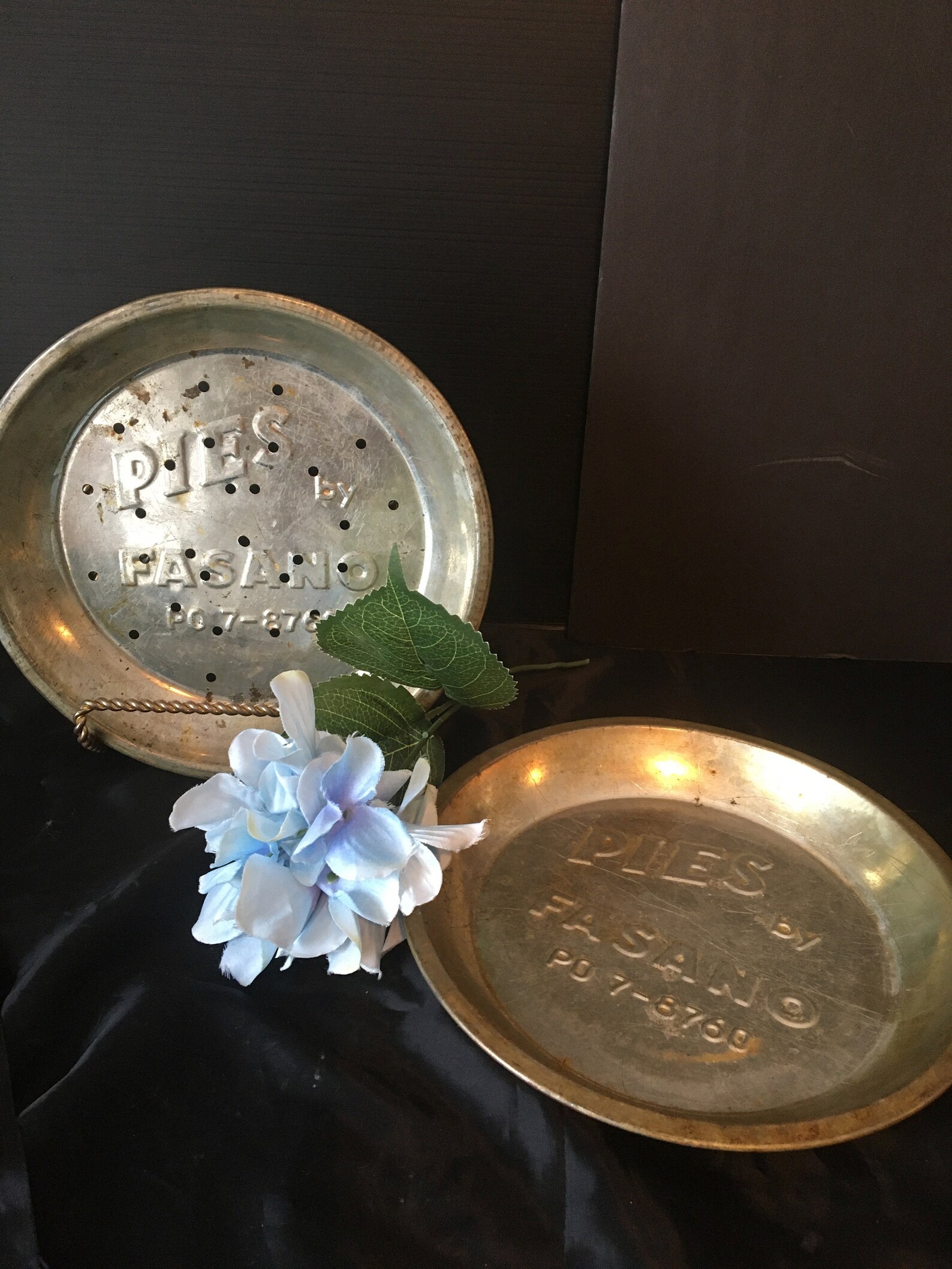 Vintage Retro Metal Aluminum Pie Tins Plates From Fasano Etsy