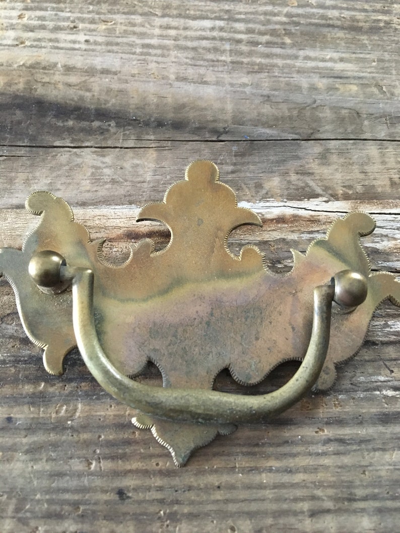 Vintage Brass Fleur De Lis Chippendale Drawer Pulls 2 1 2 Etsy