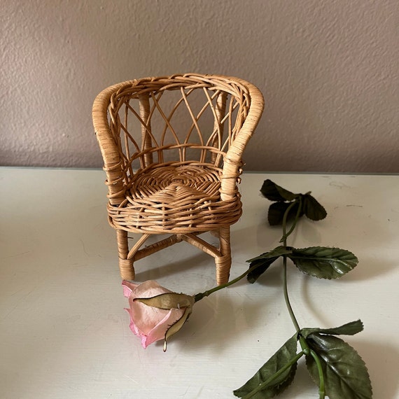 Vintage Wicker Furniture for Small Dolls Toy Furniture Chair