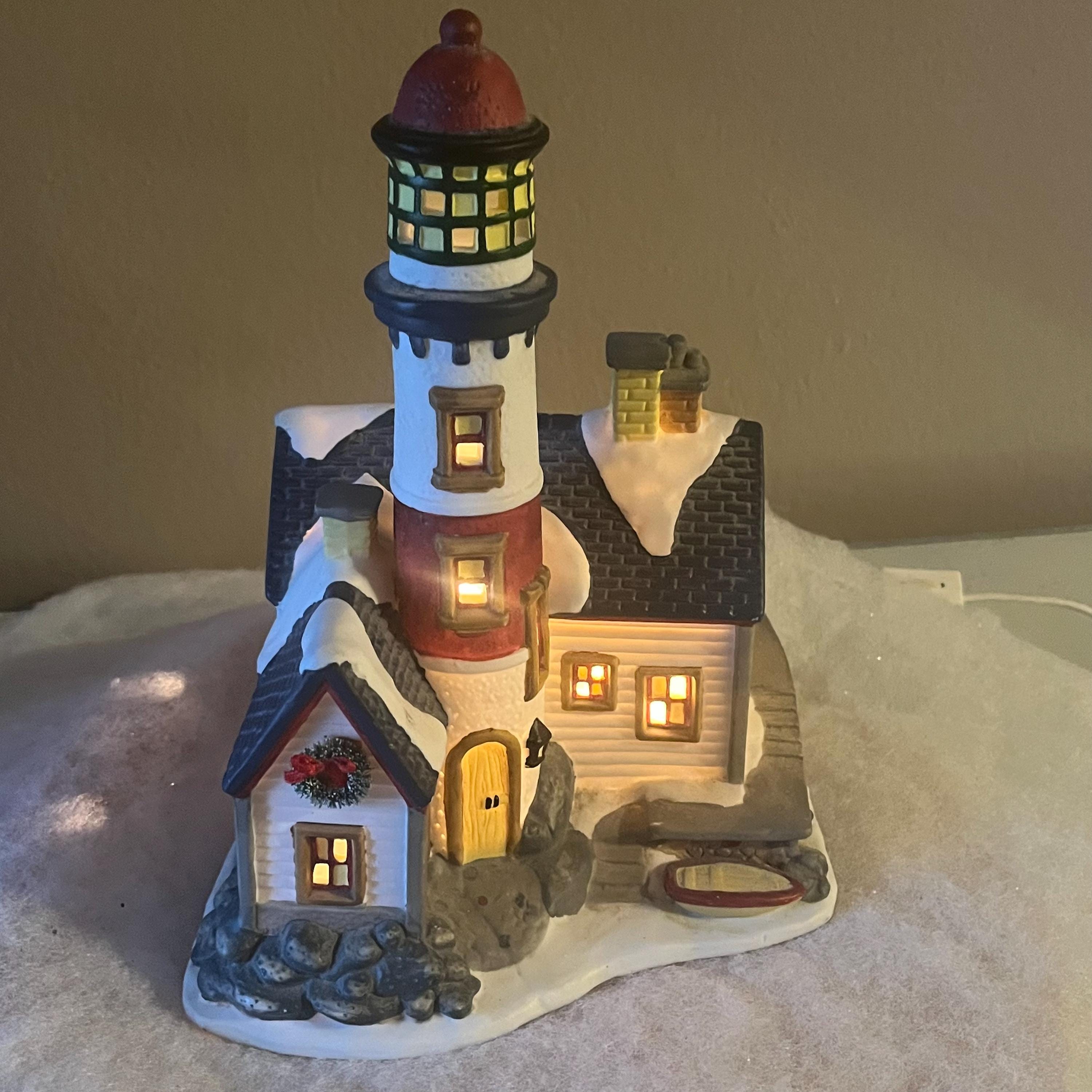 点灯式　NICHOLAS St. Nicholas Square 1998 Christmas Victorian Village Lighthouse - Etsy