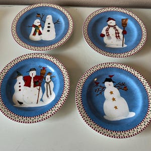 Set of 4 vintage Debbie Mumm salad plates  by Sakura in Snowman pattern, circa 1998, / vintage Christmas dinnerware