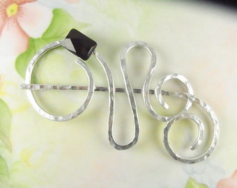 Hammered Wire Shawl Pin with Black Onyx, Flourish