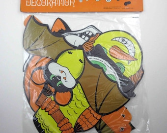 RESERVED 4 VANESSA Vintage Halloween Die Cut Decoration Banner or Garland in Original Package Witch Bats Owl Cat Skull JOL Hong Kong