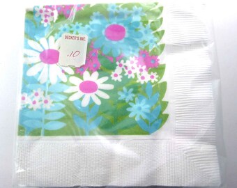 Vintage Retro Floral Paper Beverage Napkins with Pink Blue White Daisies Daisy in Original Package by Hallmark Set of 20