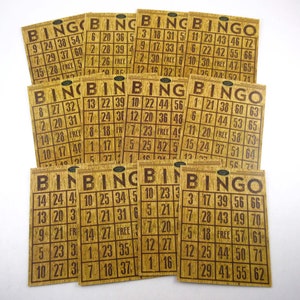 Jeu de 12 cartes de bingo en faux grain de bois marron