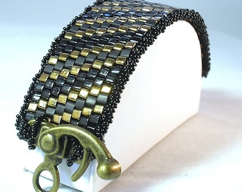 Chunky Cubes Steampunk Beaded Bracelet - peyote stitch TUTORIAL INSTRUCTIONS ONLY - diy jewelry design by Hannah Rosner