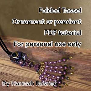 Perlenanleitung: Gefaltete Quastenanhänger mit Muster (PDF)