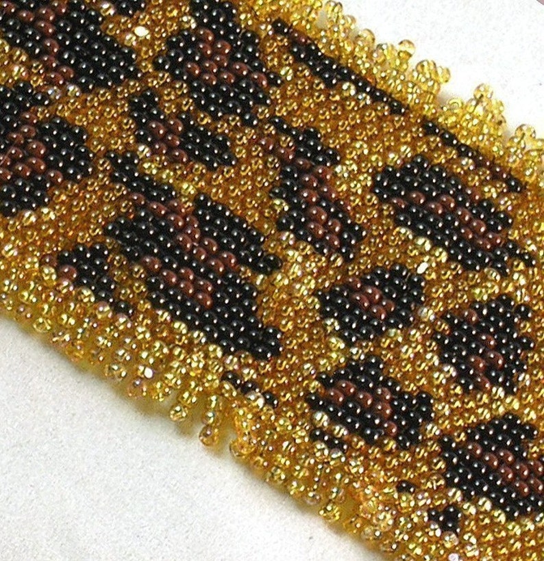 Bead Pattern African Leopard Print peyote stitch or loomwork Beaded Bracelet with toggle clasp tutorial instructions Hannah Rosner Designs image 6