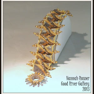 Peyote Stitch Bead Pattern Royal Ruffles beaded Bracelet tutorial instructions - advanced level beading by Hannah Rosner Designs