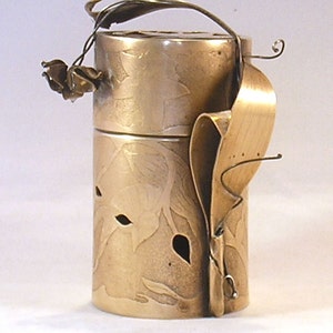 Hannah Rosner Lidded Brass and Sterling Box OOAK Leaf and Bird Motif Etched Metal Vessel with lid image 7