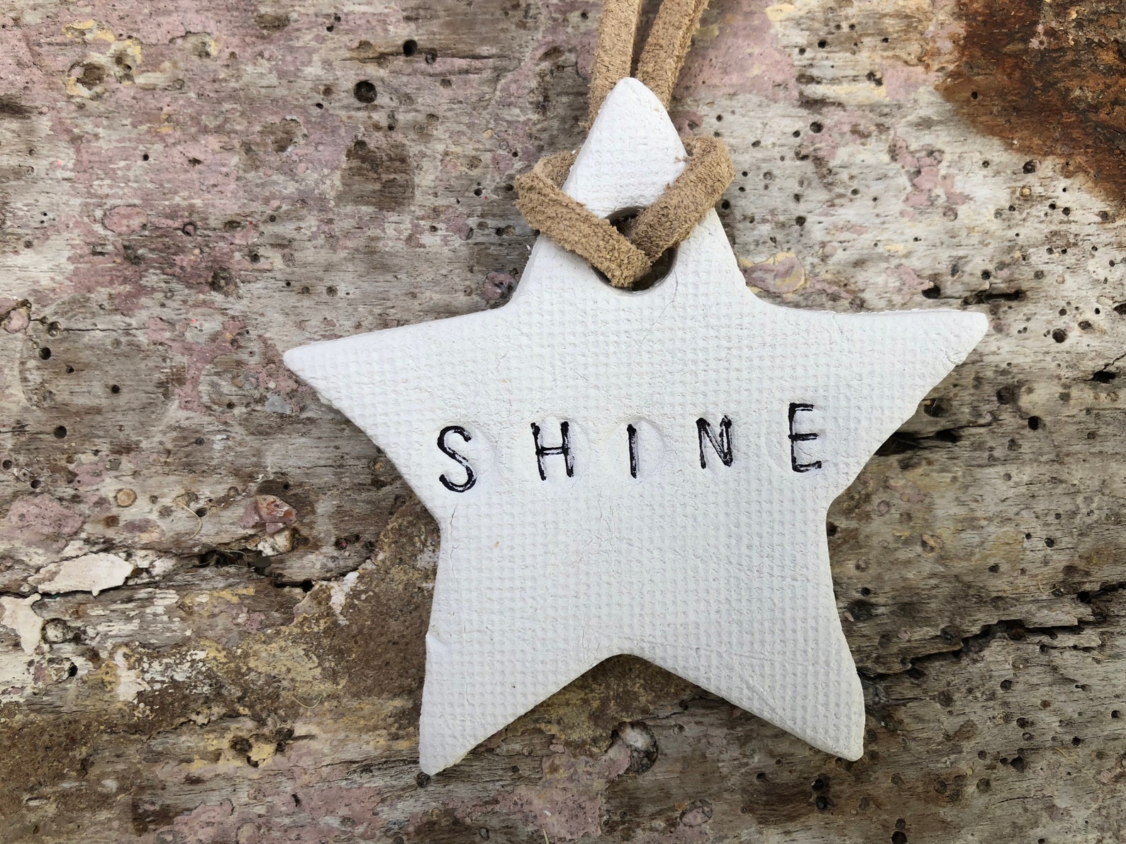 4 Pack of Farmhouse Tree Ornaments Clay Gift Tags Christmas Etsy