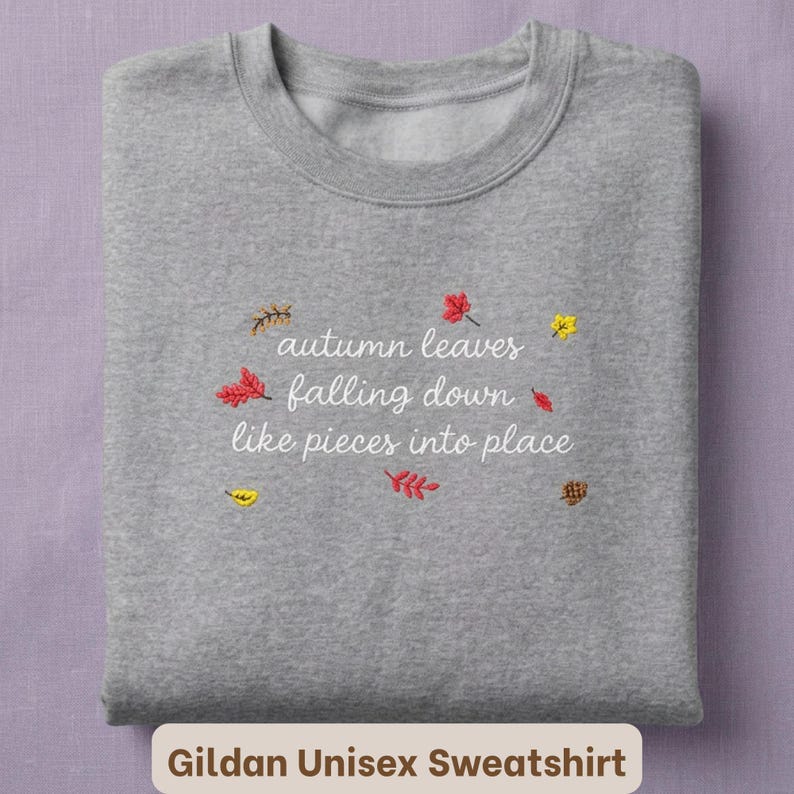 Sudadera con bordado de hojas de otoño cayendo, cómoda sudadera Taylor, sudadera All Too Well, sudadera con capucha, bordado de letras, regalo para amantes de la música imagen 3