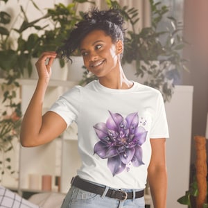 Short-Sleeve women&#39;s T-Shirt beautiful purple flower with hearts