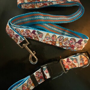 Set grande perro gato mascota collar enanos nieve dibujos animados película fan correa regalo 2pc raro