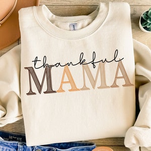 Mamá y mini agradecidas retro SVG y PNG, Acción de Gracias SVG, Mamá y mini otoño SVG, Acción de Gracias familiar SVG, Cricut SVG, Archivo PNG de sublimación