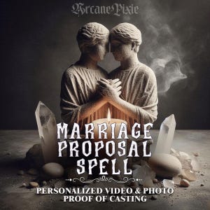 Puede incluir: Imagen con dos estatuas enfrentadas, con las manos entrelazadas. Una vela encendida se encuentra frente a ellas, rodeada de cristales y piedras. El texto "MARRIAGE PROPOSAL SPELL" se muestra de forma destacada.